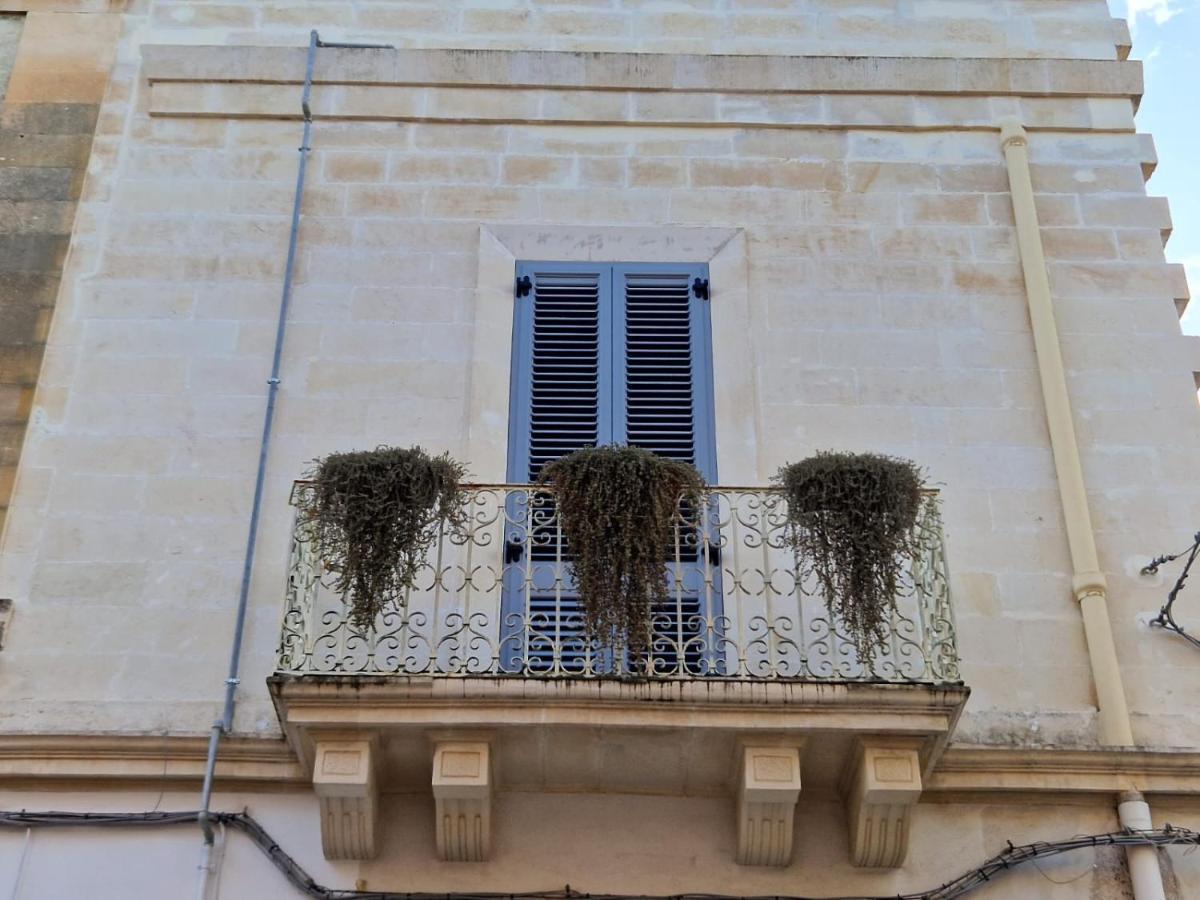 Appartement La Casa Di Nonna Titina à Lecce Extérieur photo